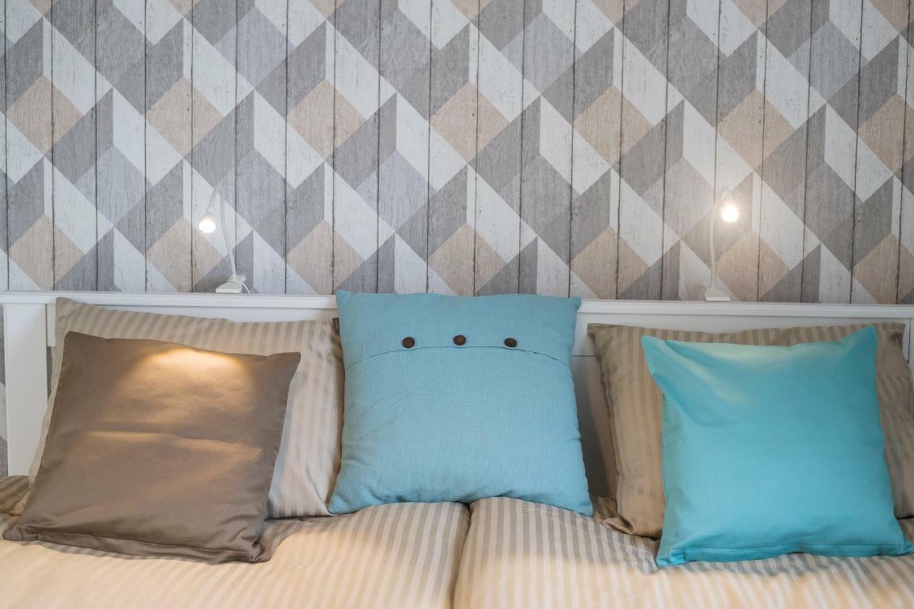 Apartments 4 You Hlonda ティヒ エクステリア 写真