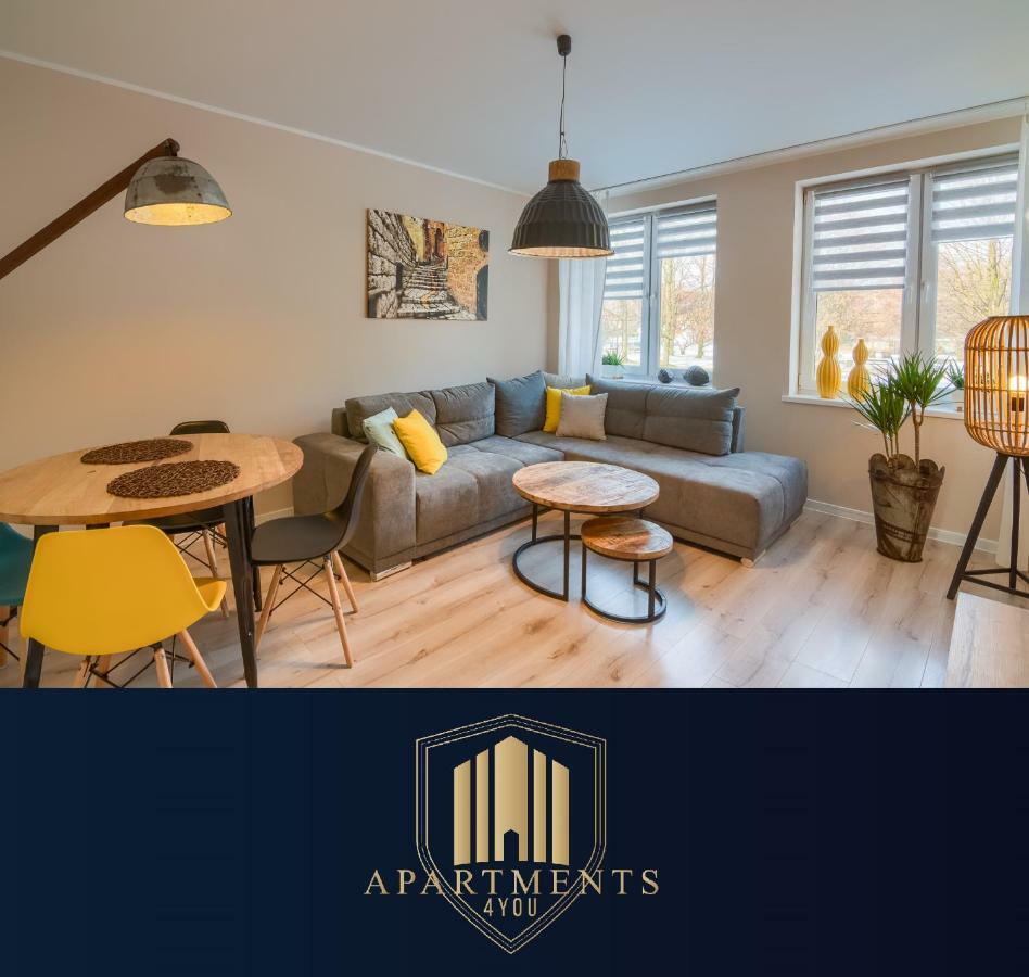 Apartments 4 You Hlonda ティヒ エクステリア 写真